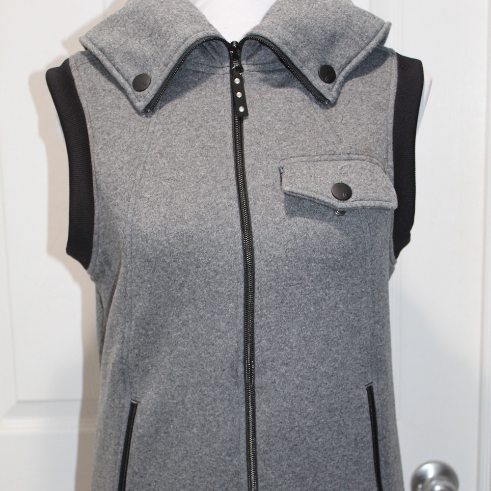 Burton Dryride Full ZIp Hoodie Sweater Vest Jacket Womens Size M Gray Pocket